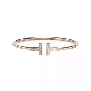 Tiffany T wire bracelet in 18K Rose Gold with Diamonds and Mother-of-pearl